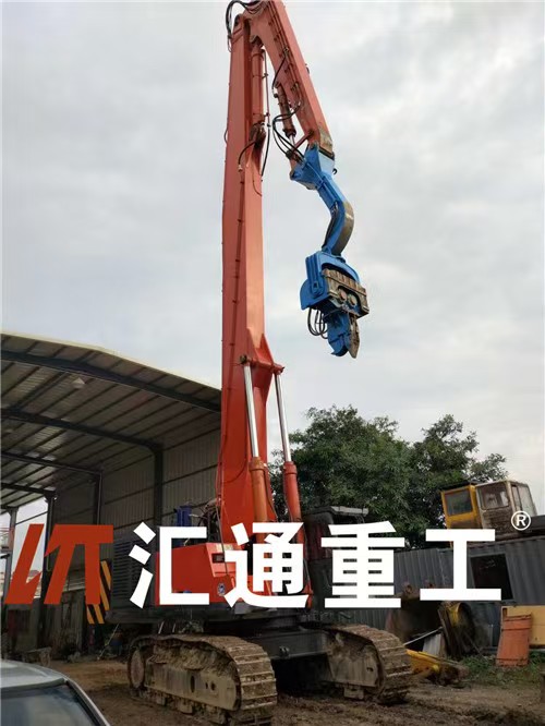 挖掘机打桩臂.jpg